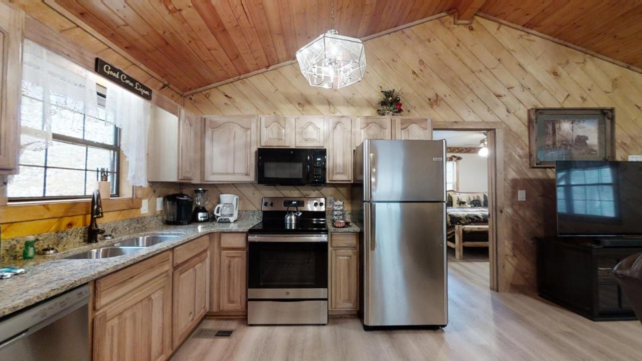 Little Mountain Hideaway Cabin Pigeon Forge Dış mekan fotoğraf