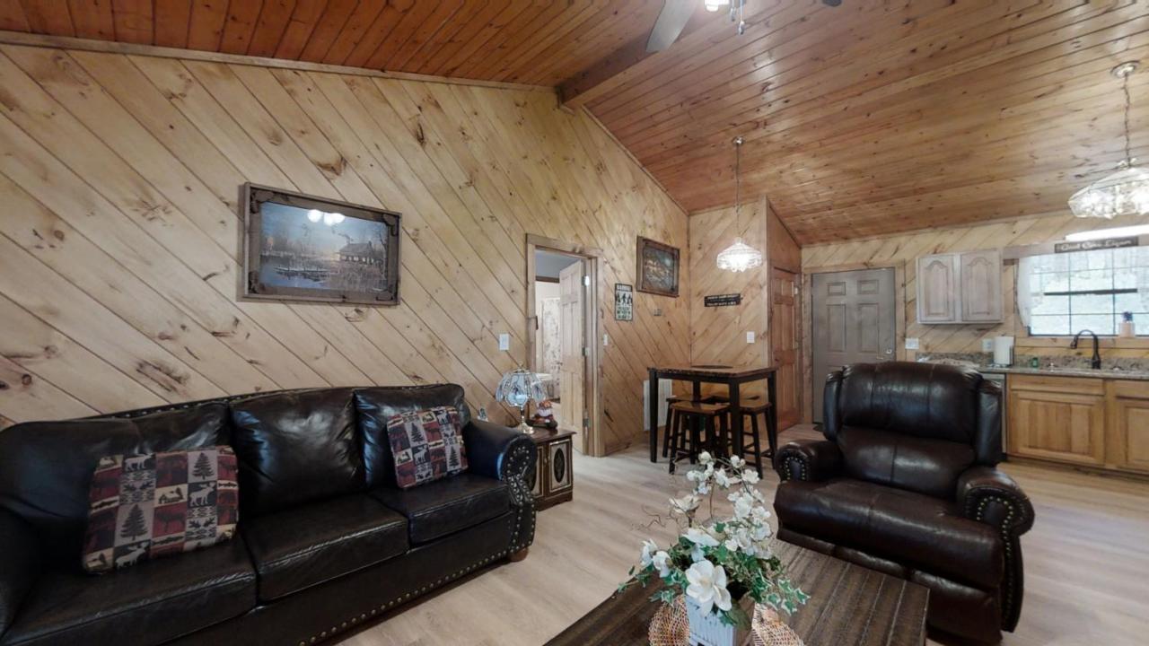 Little Mountain Hideaway Cabin Pigeon Forge Dış mekan fotoğraf
