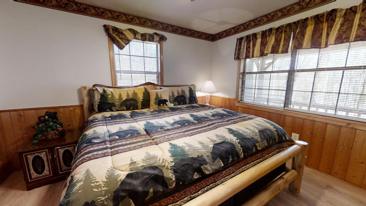 Little Mountain Hideaway Cabin Pigeon Forge Dış mekan fotoğraf