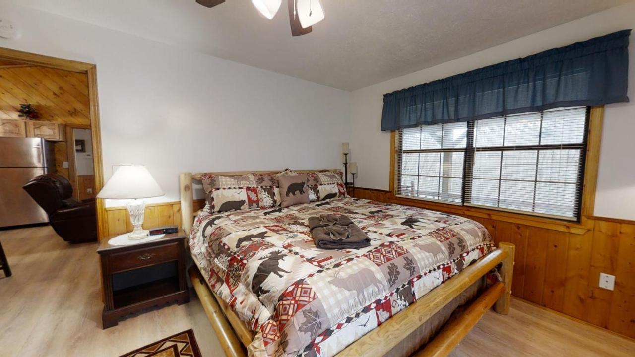 Little Mountain Hideaway Cabin Pigeon Forge Dış mekan fotoğraf